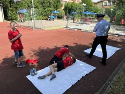 Kinderflamme der Inspektion 3
